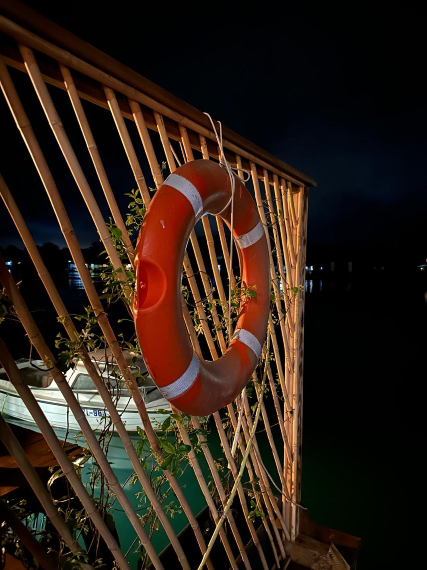 Meris Ulcinj Buitenkant foto