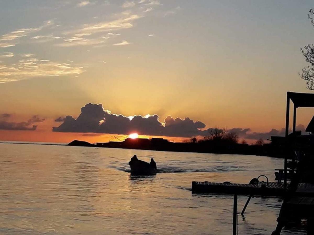 Meris Ulcinj Buitenkant foto